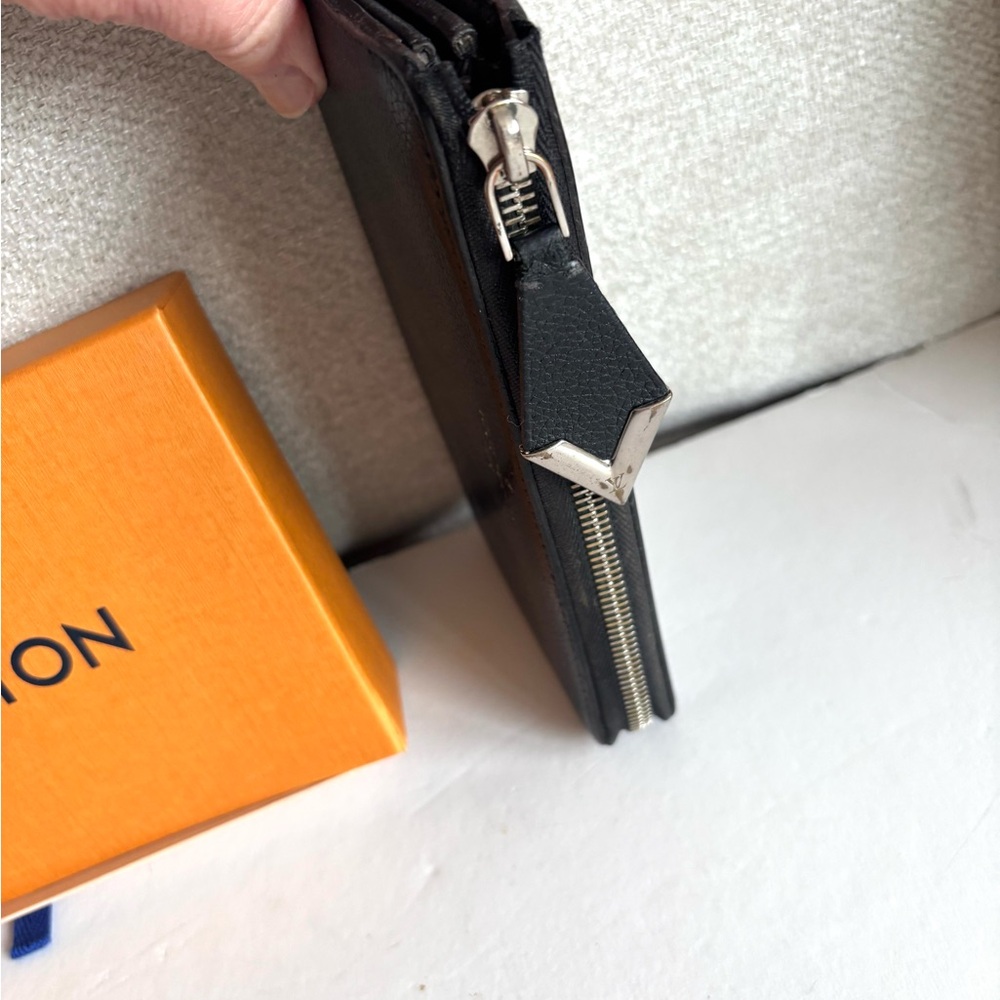 Authentic Louis Vuitton Portefeuille comet long wallet black - Picture 8 of 15